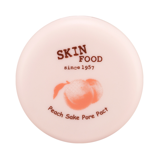 แป้งพีชสาเก Skinfood Peach Sake Pore Pact  โดดเด่นเรื่องควบคุมความมันบนใบหน้าได้ตลอดทั้งวัน ผิวหน้าดูเนียนละเอียด